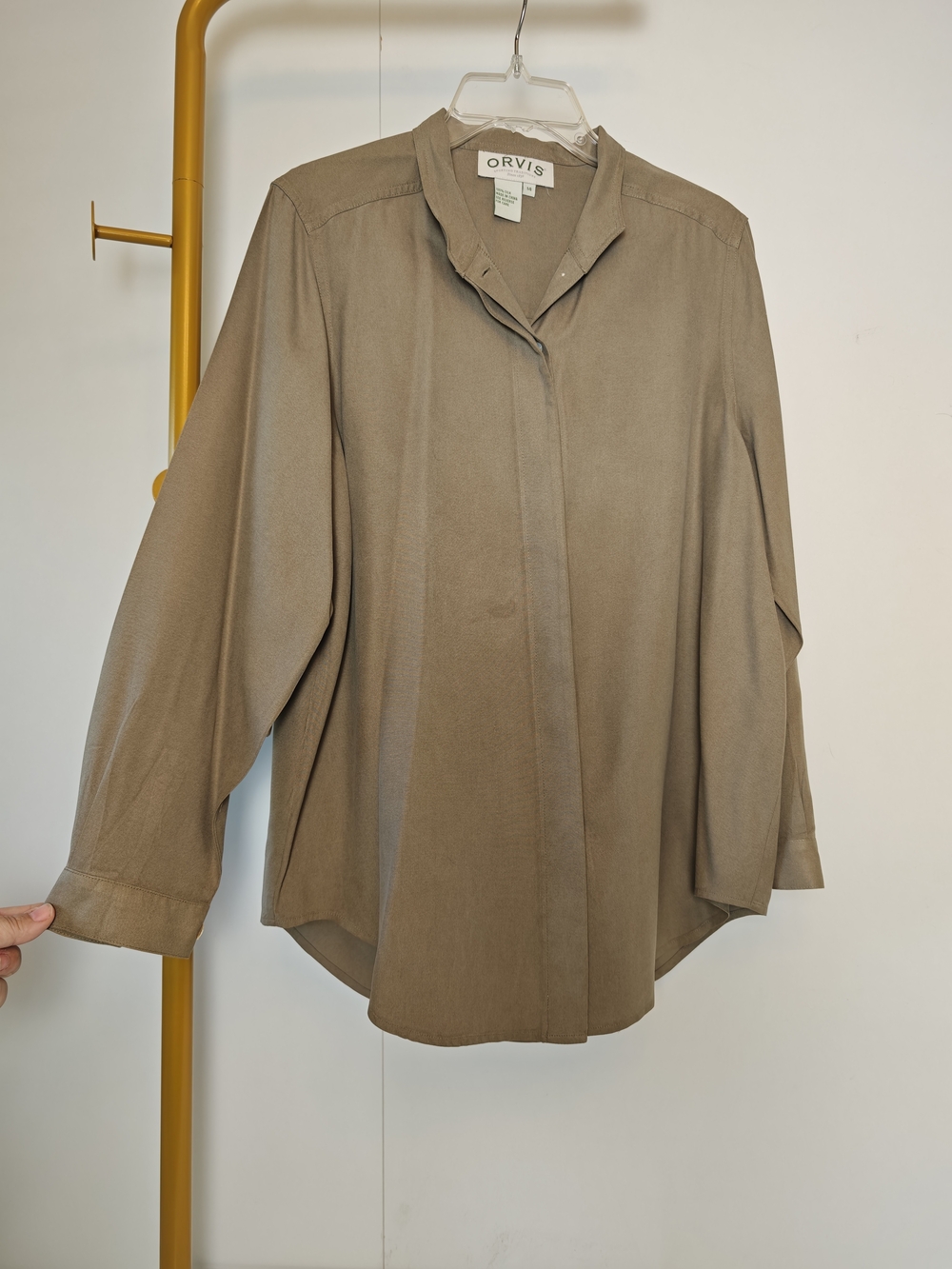 Orvis Womens Taupe 100% Silk Relaxed Button-Front Shirt 14 28GA